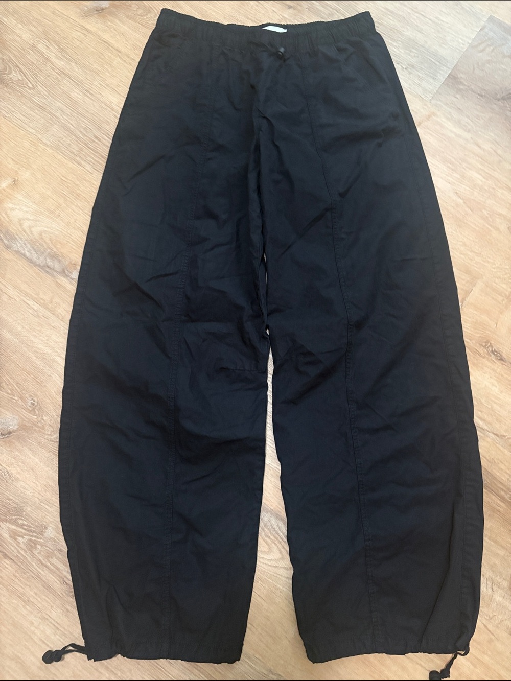 ZARA BLACK BARREL LEG PARACHUTE PANTS-WORN ONCE/ SzM. Gorgeous!